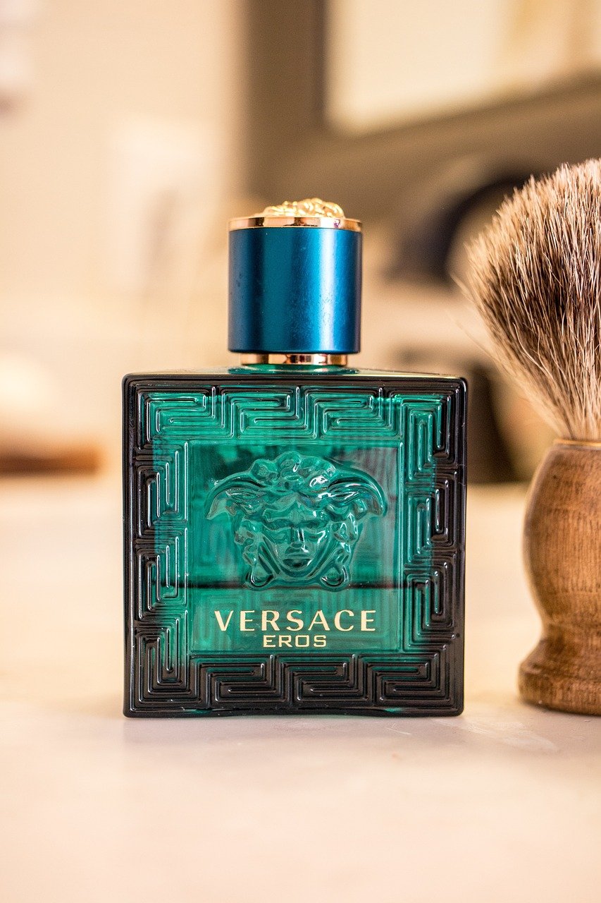 Cheap Perfume Sale in UK - Versace